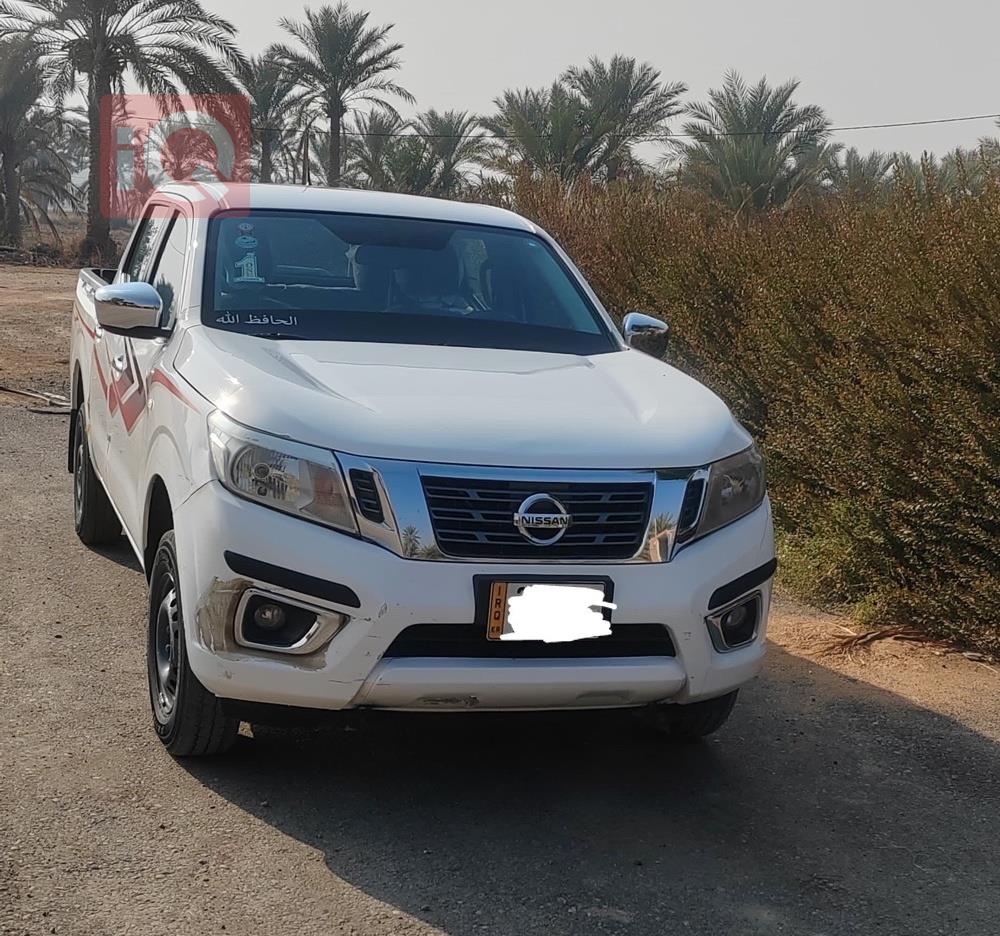 نيسان نافارا